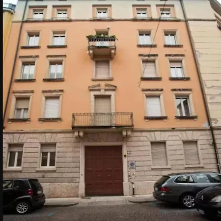 Residenza Della Rosa *