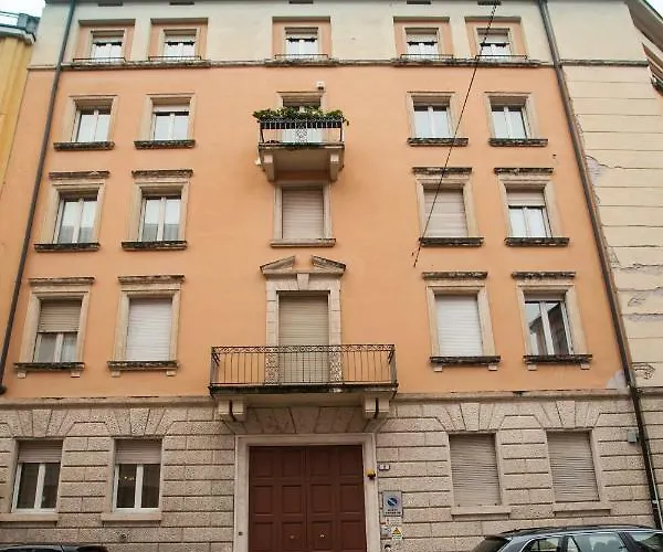 Residenza Della Rosa דירה *