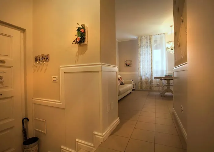 Residenza Della Rosa *